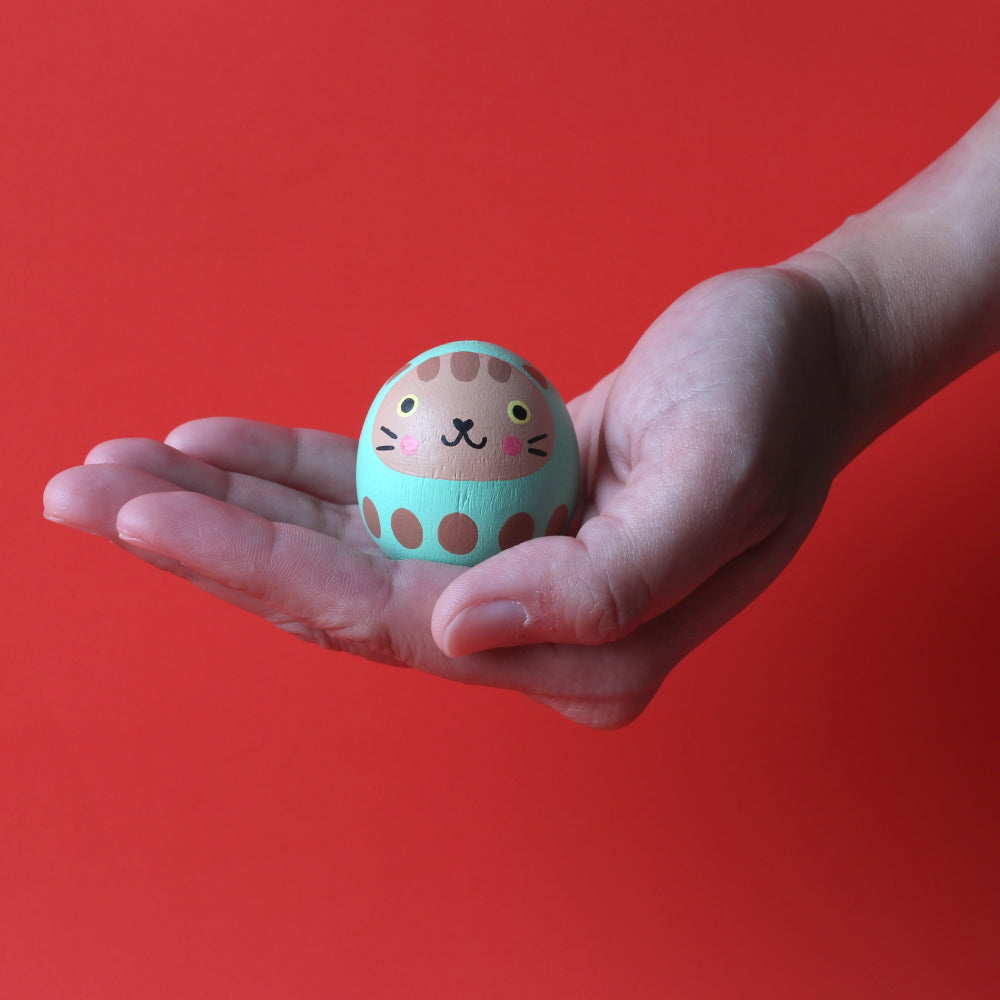 Lucky cat for wisdom